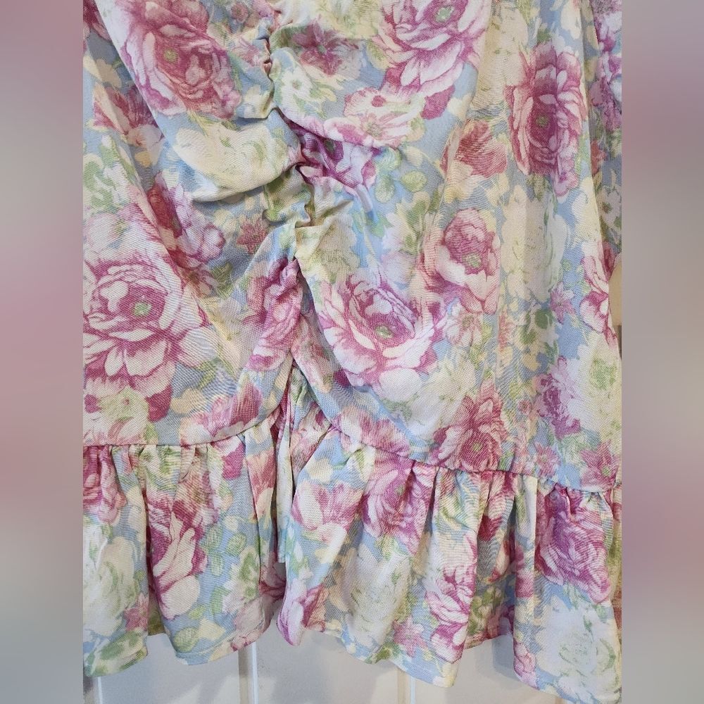 Almost Famous Women's Junior Blouse, Large, Puff Sleeve Pastel Rose Pink Blue - Picture 3 of 16